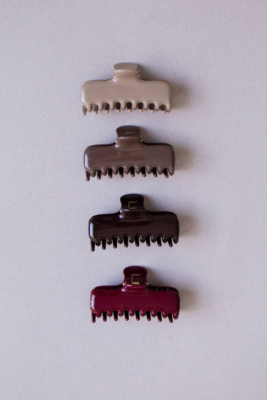 Resin Rectangle Claw Clip: Maroon