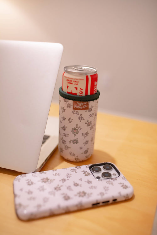 12oz Slim Can Sleeve Green Ditsy