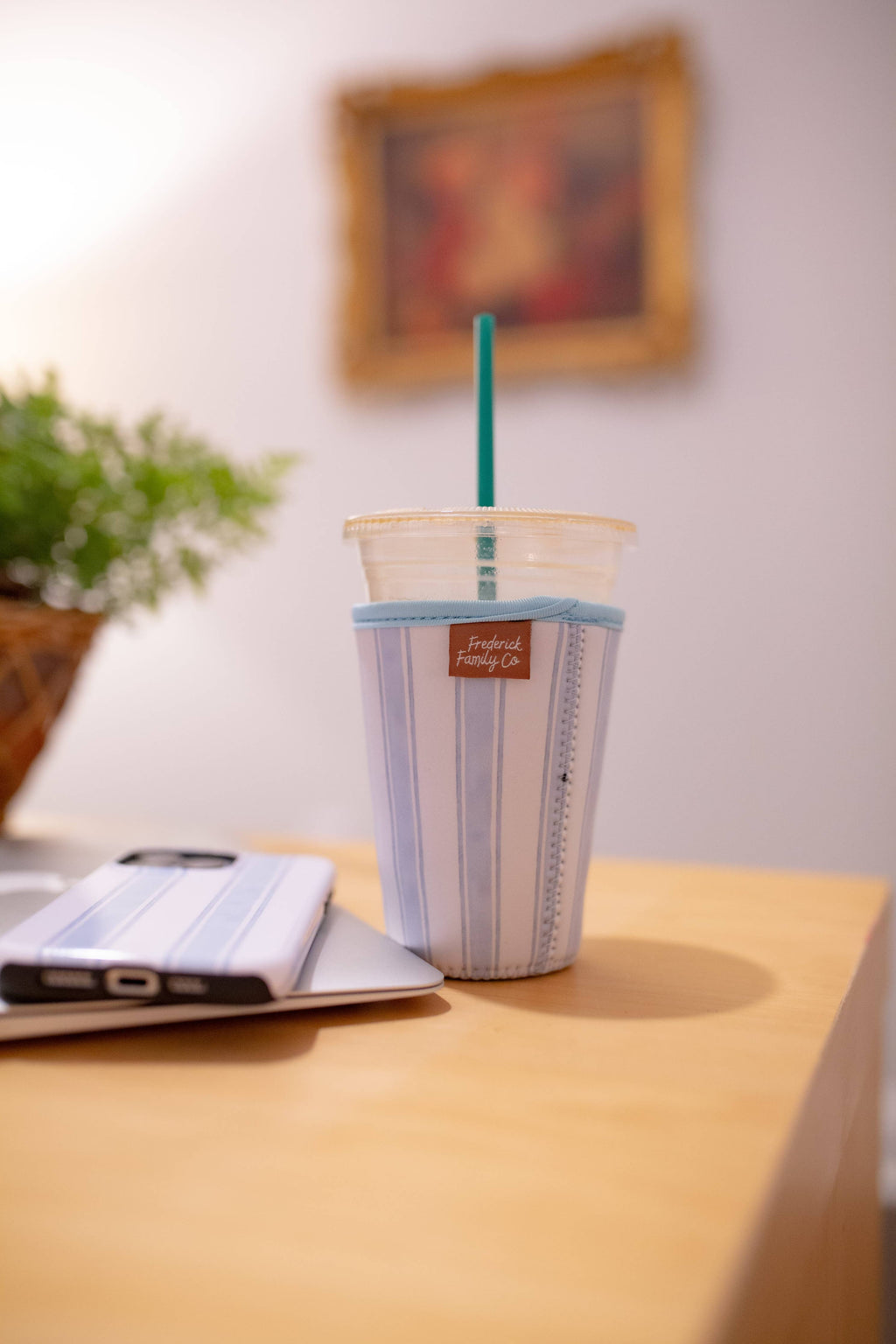 Black Bow Iced Coffee Sleeve