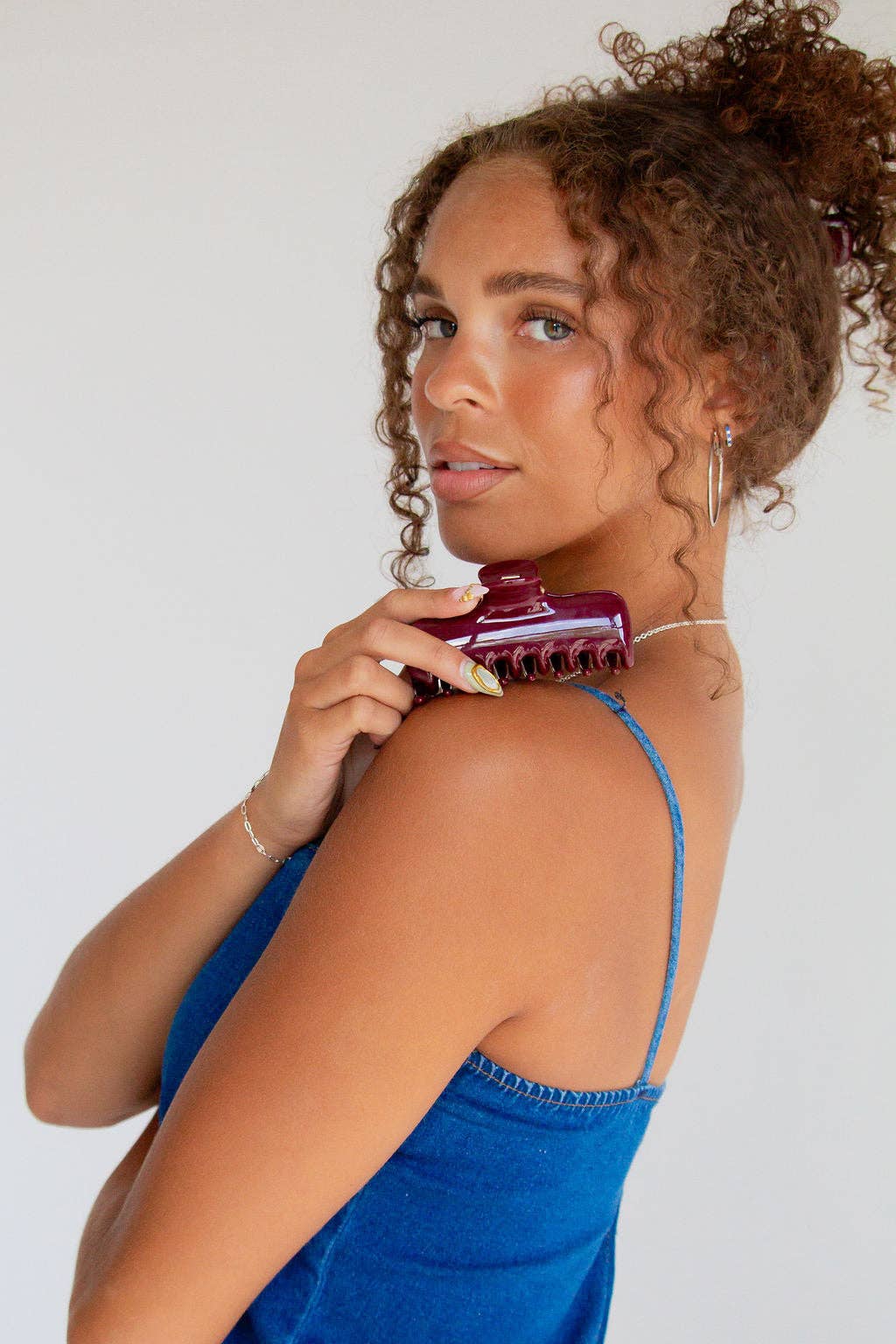 Resin Rectangle Claw Clip: Maroon