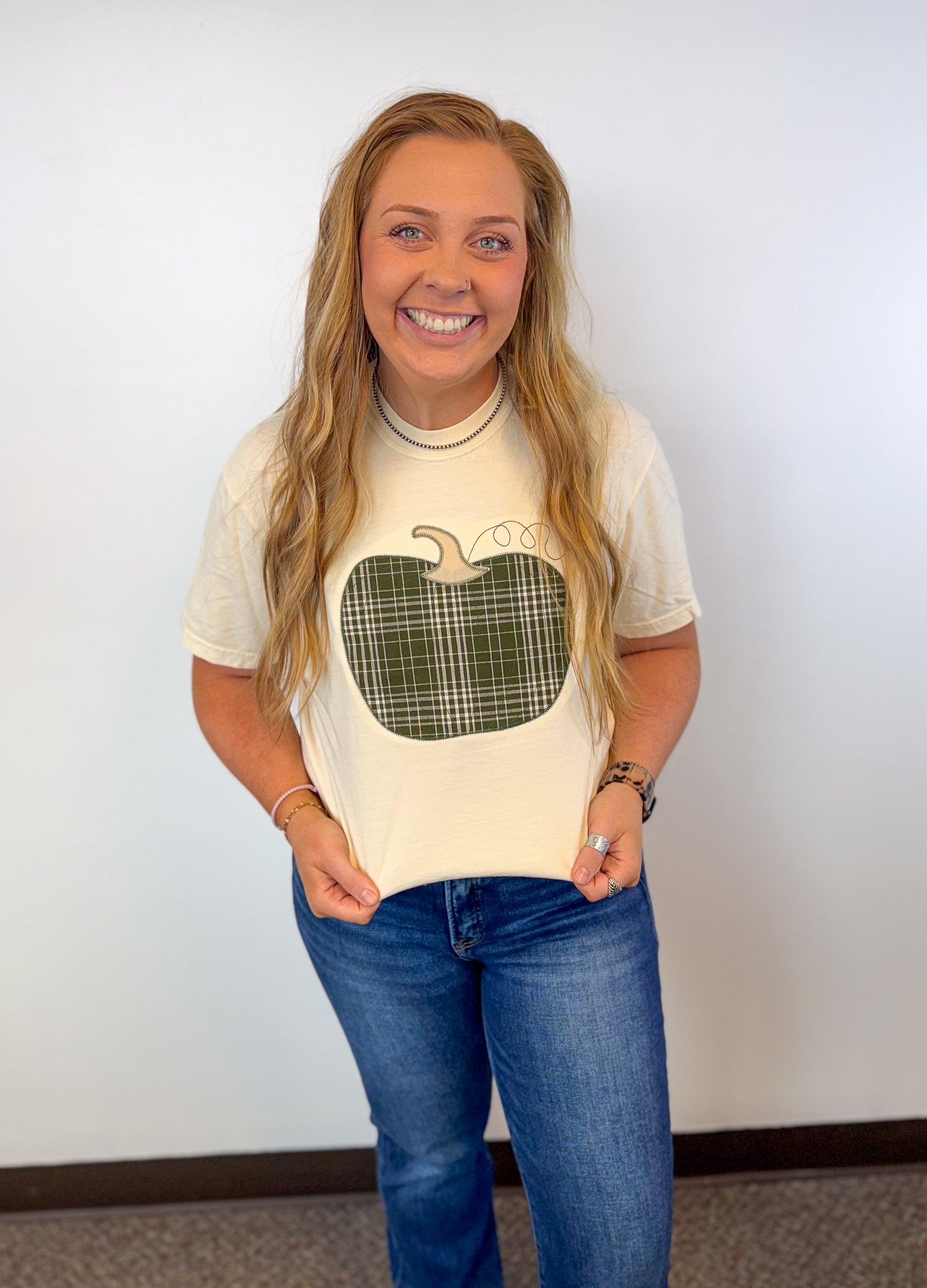 Green Plaid Appliqué Pumpkin Graphic Tee