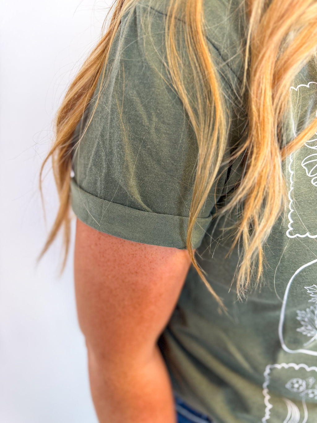 Autumn Acorns Graphic Tee